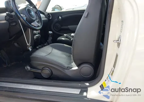 2009 Mini Cooper Clubman z USA, uszkodzony, nr VIN WMWML33589TP98953